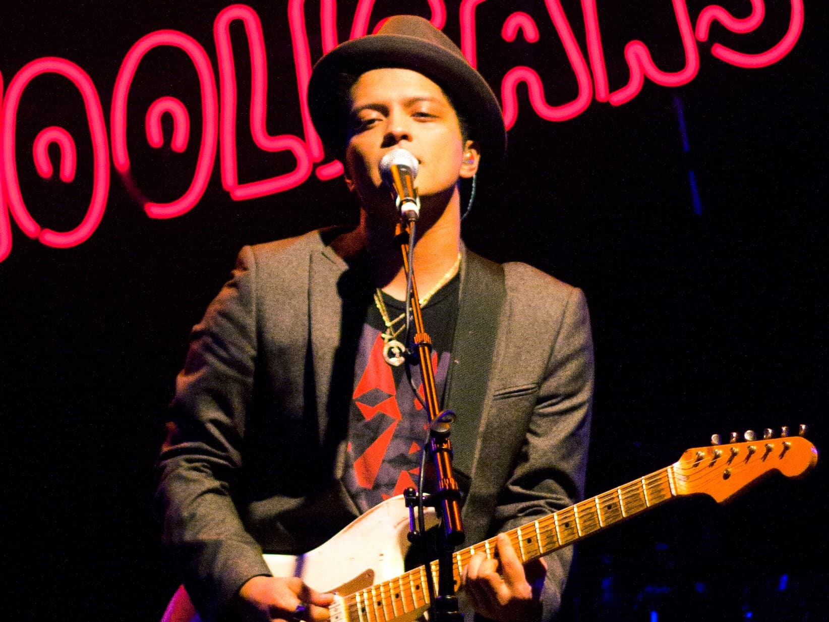 Bruno Mars